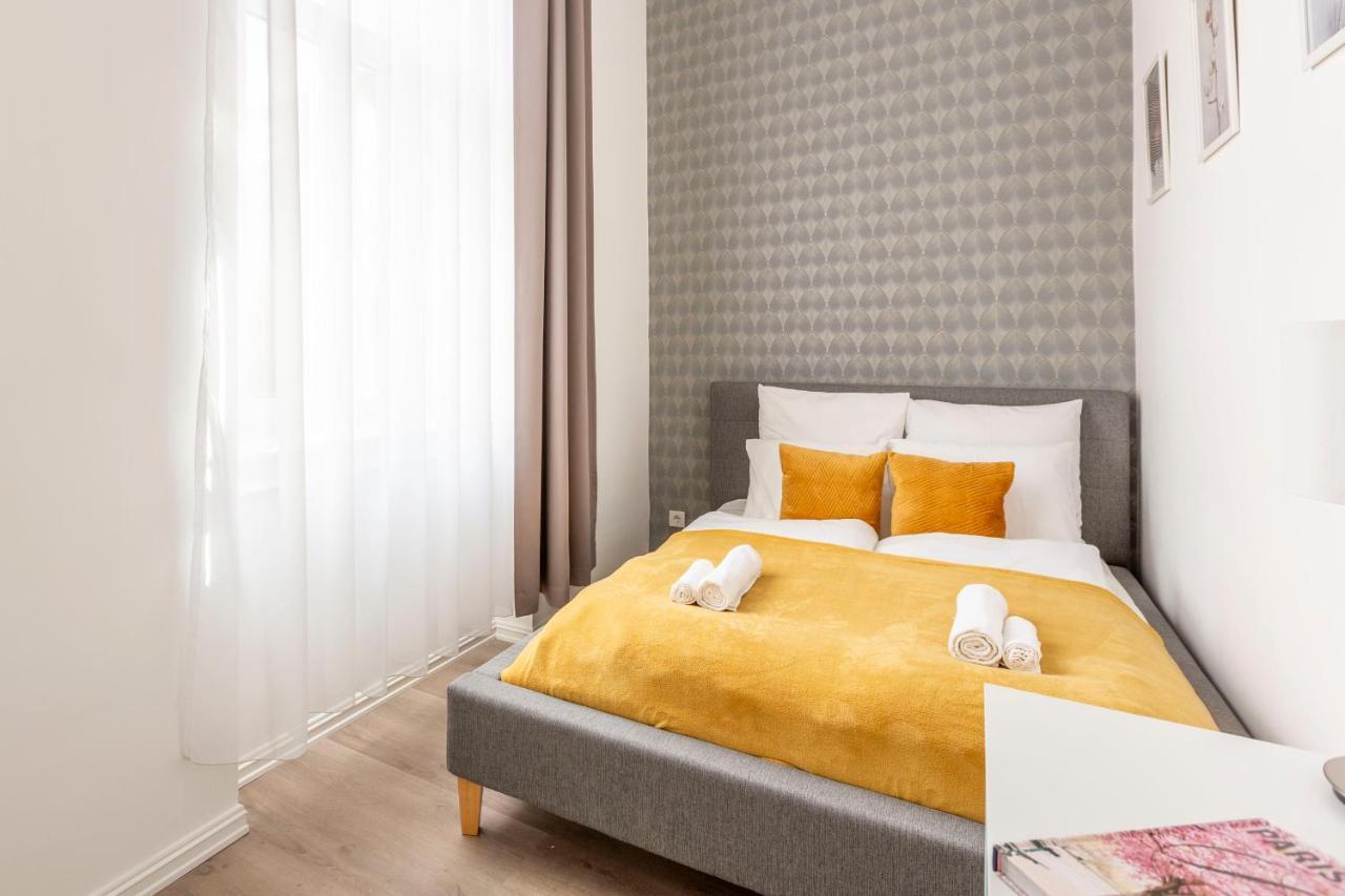 Exclusive Downtown Apartment In The Heart Of 부다페스트 외부 사진