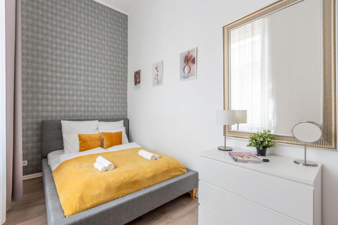 Exclusive Downtown Apartment In The Heart Of 부다페스트 외부 사진