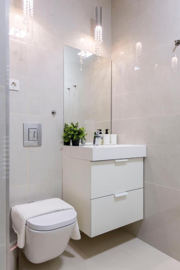 Exclusive Downtown Apartment In The Heart Of 부다페스트 외부 사진